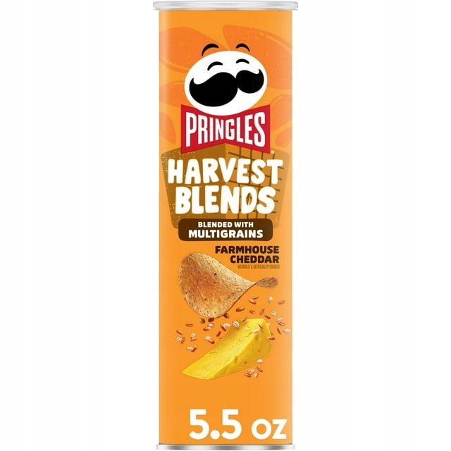 Pringles Harvest Blends Farmhouse Cheddar 158g
